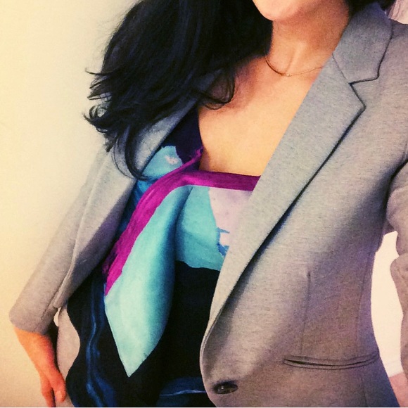 Light Grey Fitted Power Suit - Picture 3 of 6